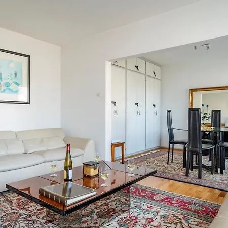 Appartement Le Grand Elsau - Wifi - Parking Gratuit - 15 Min Centre Strasbourg